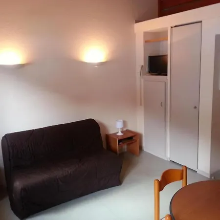 Des 3 Cesars Apartmanhotel 2*