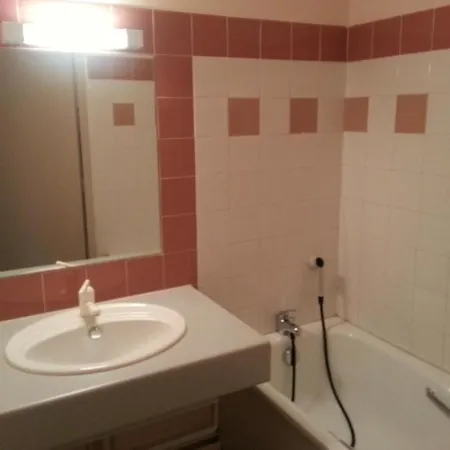 Des 3 Cesars Aparthotel 2*